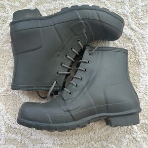 Hunter Original Lace Up Rain Boot in Dark Olive